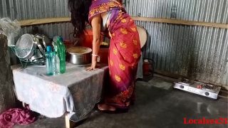Hot Bangla bhabhi doing sex and make a hot sex videos Video