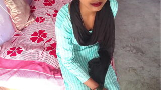 Indian Bihari Teen Girlfriend Small Boobs Sucking Ans Pussy Fucking Video